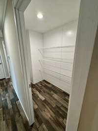 Walk-in Pantry