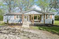 Welcome Home to 620 Maple Bend Rd.