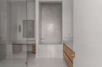 Beautiful ensuite master bath