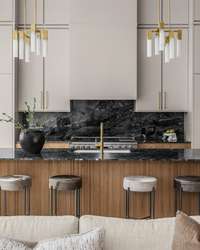Luxurious chef's kitchen
