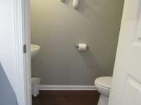 Hallway 1/2 bathroom