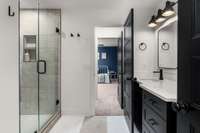 *JACK N JILL BATHROOM WITH TILE SHOWER AND DOUBLE VANITIES*