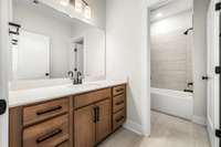 Guest bathroom 3