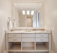 4BR private vanity
