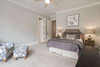 Main floor en-suite bedroom