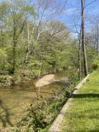AMAZING VIEW OF SHOAL CREEK!!