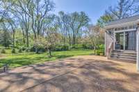 Over-sized Patio w a retractable awning shade cover.
