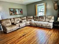 Huge Living Room with beautiful Hardwood Floors