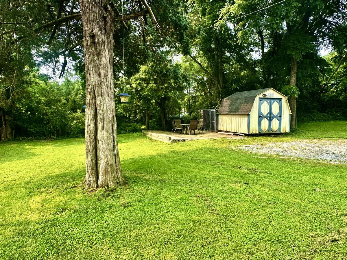 Mini Barn Stays