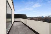Primary suite veranda and parapet wall for bath privacy
