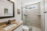 2nd Bathroom w/tile shower - easy walk in