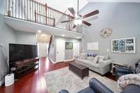 Large open family room!!