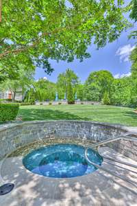 Private hot tub