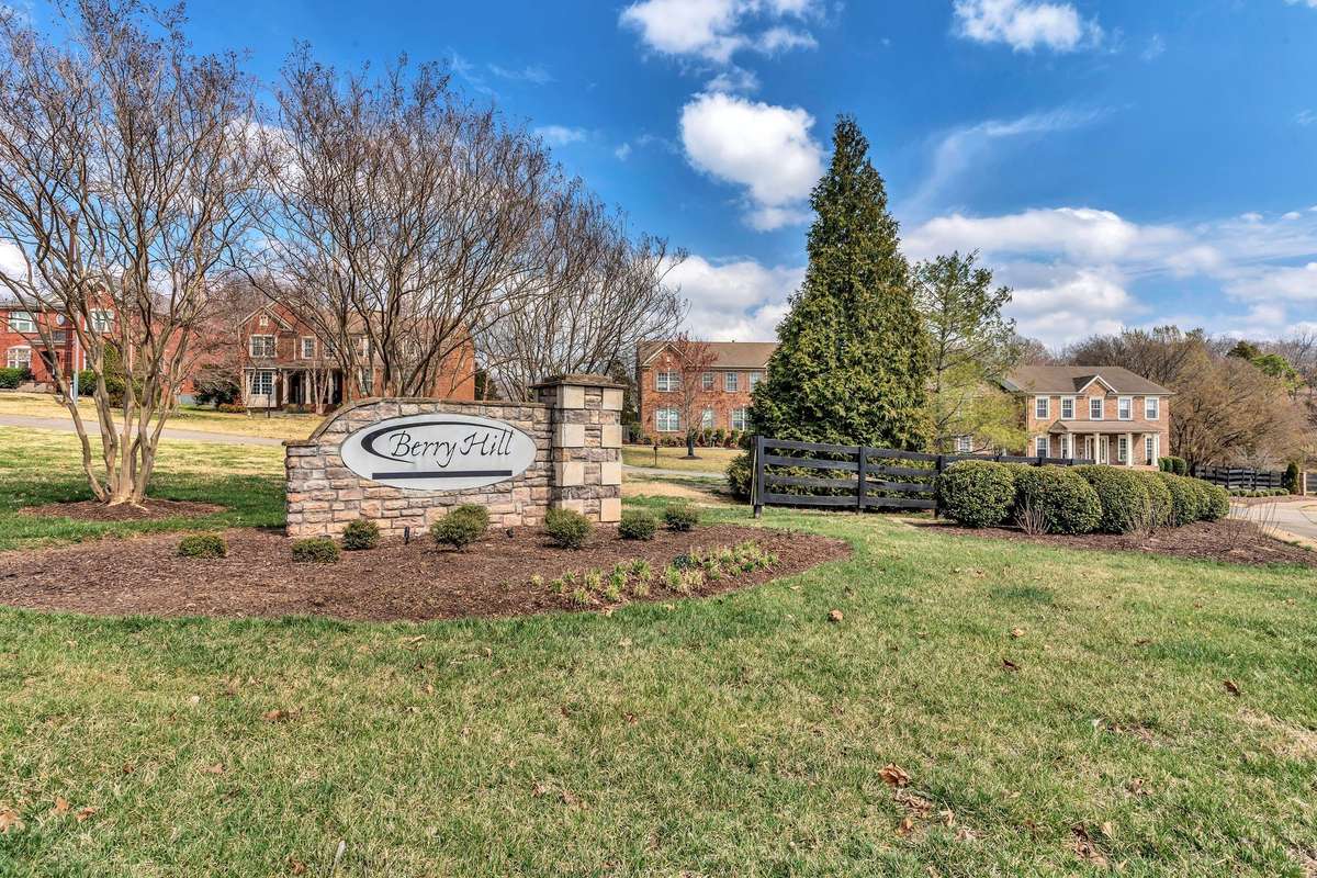 Berry Hill Subdivision, off Indian Lake Road, about 1 mile from H'ville High School