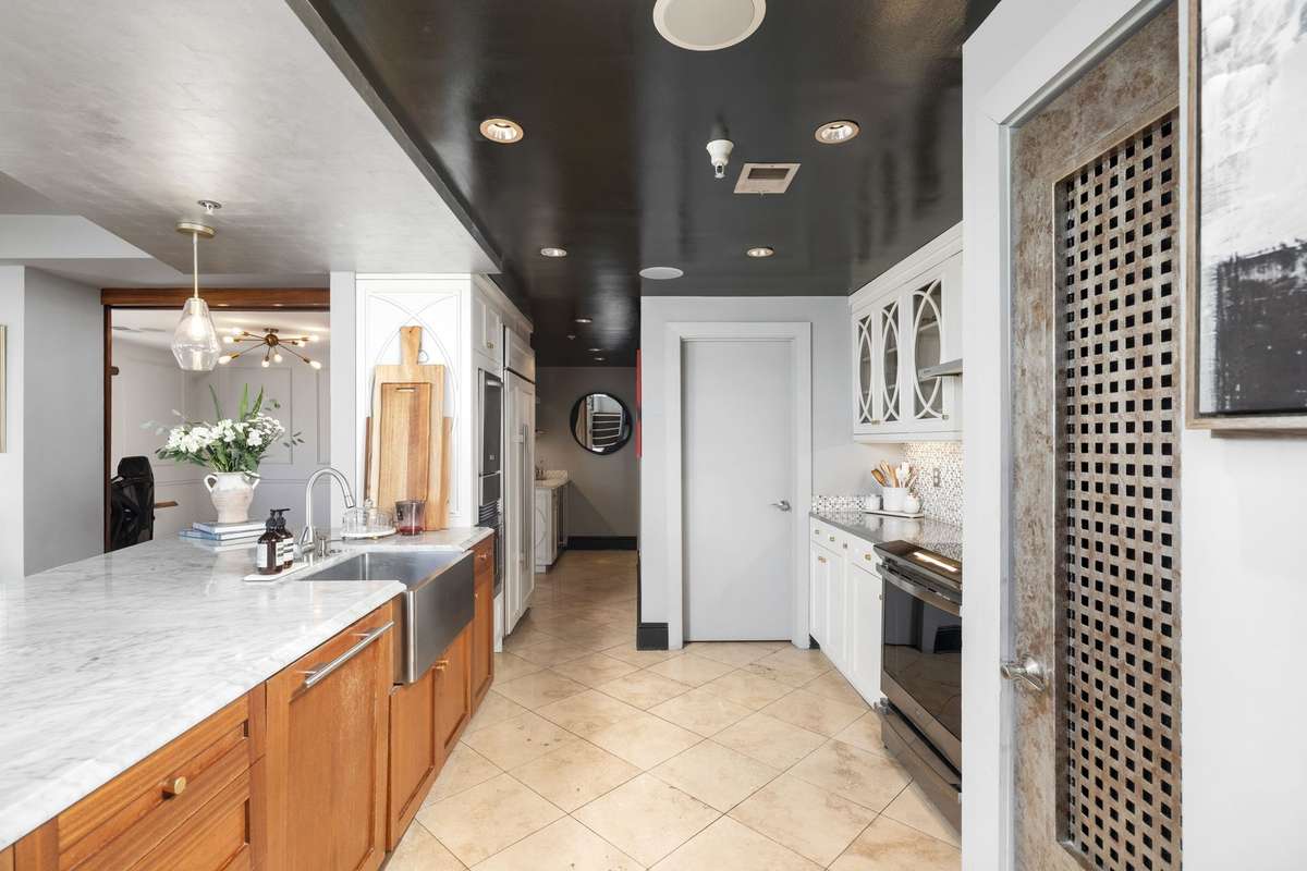 Large kitchen area!