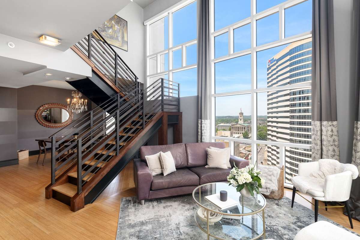 Two Story Penthouse in downtown Nashville Tennessee! Stunning floor to ceiling windows with breathtaking Nashville views! Corner Unit.