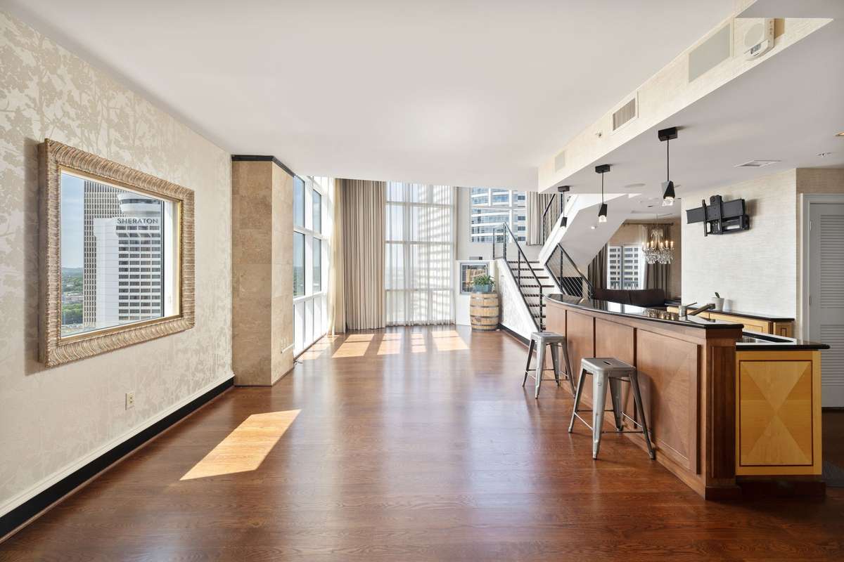 Large open floor plan where anything is possible!