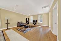 Absolutely love the neutral colors throughout.