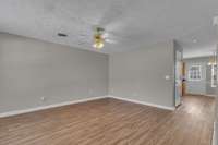 *Photos of similar unit
