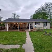 sidewalk to garage