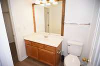 master 2 bathroom
