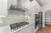 Kitchen *Photos are for representational purposes only and are of a similar floor plan with differing finishes*