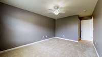 3 bedroom with walk-in closet