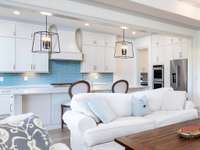 Kitchen with large island