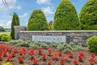 Welcome to Stonewood – an established and beautifully landscaped community.