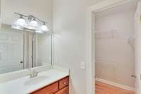 3rd bedroom's vanity and closet.