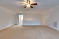 HUGE Bonus Room.