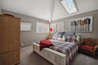 Bedroom with Queen bed