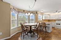 Eat in Kitchen area