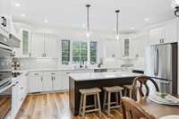 Ample space for events, meal prepping or impromptu dance parties!