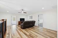 Huge central loft space on second level