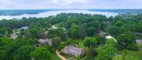And the location couldn't be better.  Just one block from Old Hickory Lake.  You are just a mile from the YMCA, Saundersville Boat Dock as well as the Bluegrass Yacht and Country Club.  Super easy access to main street and Hwy 386.