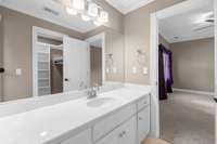 bedroom 4 vanity