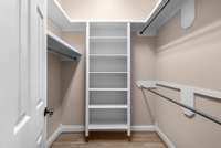 Master closet 2