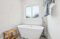 60 inch soaking tub!