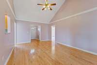 Pass-thru to kitchen from living room
