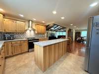 Easy flow floor plan