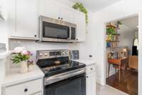 Recently renovated kitchen! So bright and light!