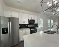 Kitchen with Full Appliance Package