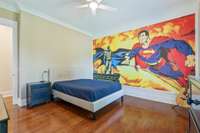 Alternate view of this room