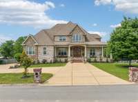 226 Hidden Harbour Drive welcomes you!