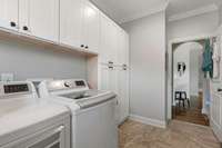 Washer And Dryer To Remain