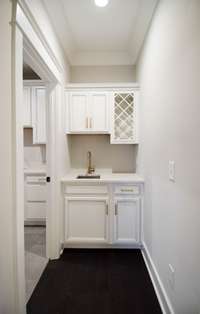 Wet bar