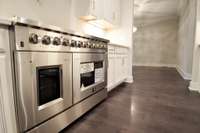 Wonderful 6 eye dual fuel range