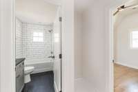 2nd Floor Full Bath