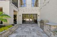 Travertine hardscape